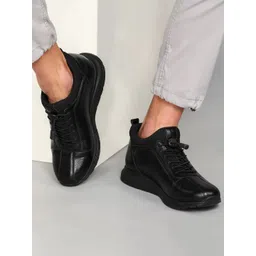 Buckaroo Men ZEKI Flatform Heel Regular Boots