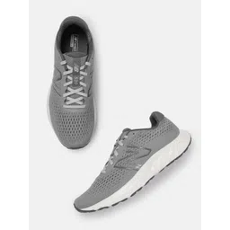 New Balance Men Woven Design 520 Running Shoes