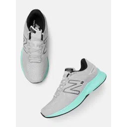 New Balance Men EVOZIC3 Woven Design Running Shoes
