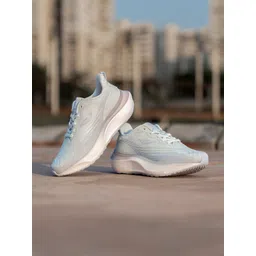 Red Tape Women Mesh Non-Slip Walking Shoes