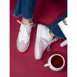 The Roadster Lifestyle Co Women Lace-Ups Round Toe Casual Sneakers