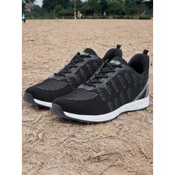 AVANT Men Hurricane Running Shoes