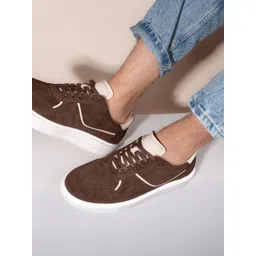 The Roadster Lifestyle Co Men Lace-Ups Round Toe Casual Sneakers