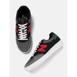 New Balance Men CT300 Colourblocked Sneakers