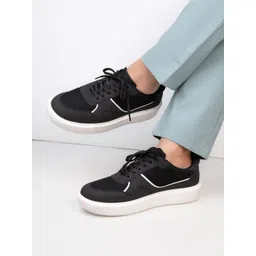 The Roadster Lifestyle Co. Men Round Toe Lace-Ups Lightweight Casual Sneakers