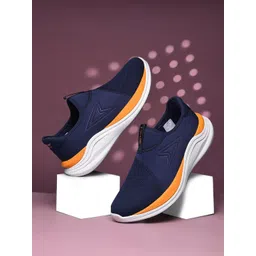 Power Men Solid Regular Sneakers