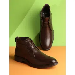 Carlton London Men's Brown Chukka Boots