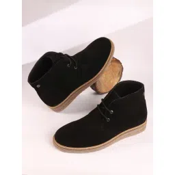 Carlton London Men's Black Chukka Boots