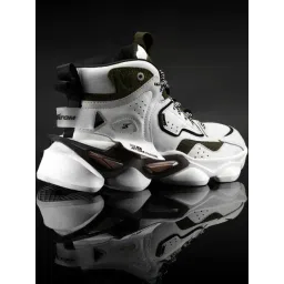 Atom Men's Bulldozer White Running Shoes