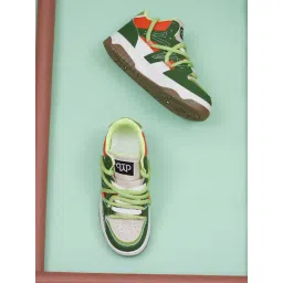 The White Pole Women's Green Casual Sneakers