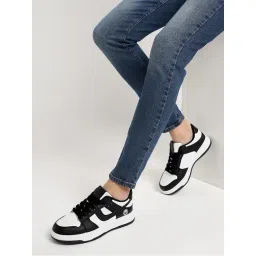 Truffle Collection Women's Black Casual Sneakers