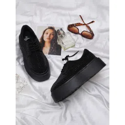The White Pole Women's Black Casual Sneakers