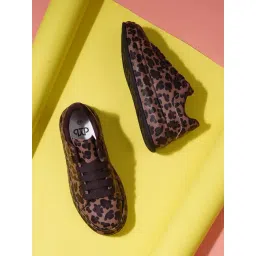 The White Pole Women's Brown Casual Sneakers