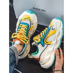 Layasa Men Colourblocked Sneakers