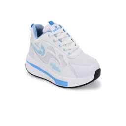 TIGONIS Men Colourblocked Sneakers