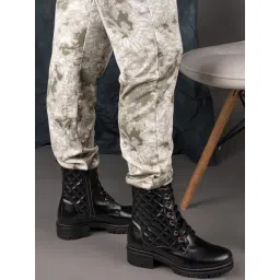 Hydes N Hues Women's Black Derby Boots