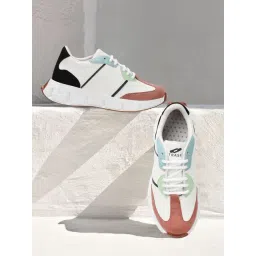 Trase Women's Peach Running Shoes