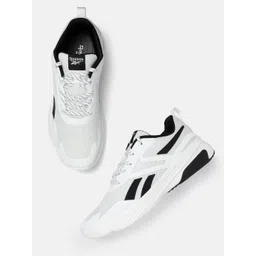 Reebok Men Running Gear Woven Design Shoes