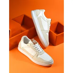 The Roadster Lifestyle Co Men Lightweight Colourblocked Sneakers