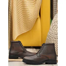 GALEX Men Textured Leather Lace Up Desert Boots