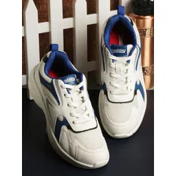 The Roadster Lifestyle Co Men Round Toe Lightweight Casual Sneakers