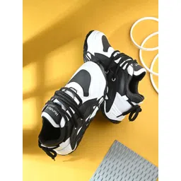 Hundo P Men Colourblocked Sneakers