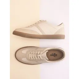 The Roadster Lifestyle Co. Men Colourblocked Casual Sneakers