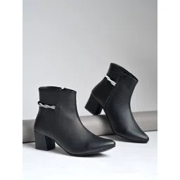 Stylestry Women Embellished Block-Heeled Boots