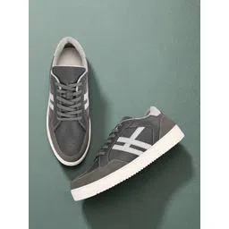 Mactree Men Colourblocked PU Sneakers