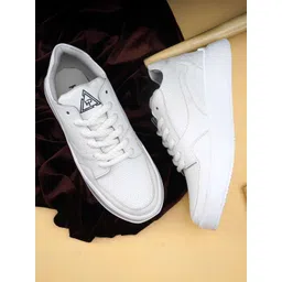 Hundo P Men Lace-Ups Sneakers