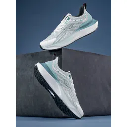 Red Tape Men Slip Resistance Surface Grip Walking Shoes