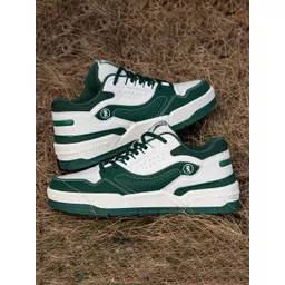 Red Tape Down Town Dapper Men Colourblocked Sneakers