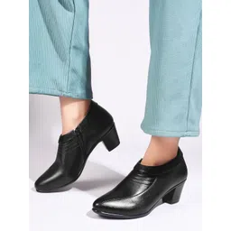 TRYME Women Stylish Trending Block-Heeled Regular Boots