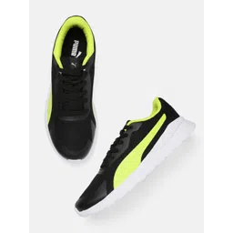 Puma Men Traverse Colourblocked Sneakers