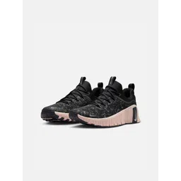 Nike Free Metcon 6 SE Women's Workout Shoes