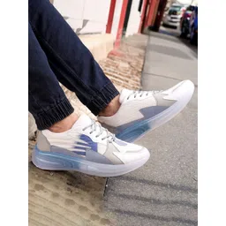 HERE&NOW Men Mesh Running Non-Marking Shoes