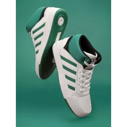 Campus Men Round Toe Memory Foam Sneakers