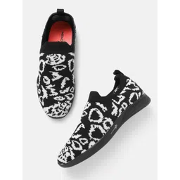 Reebok Women Woven Design Comfy Activator Slip Walking Shoes