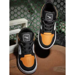 Asian Men's Black & Yellow Ankle High Sneakers