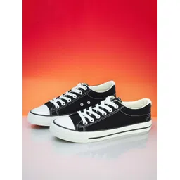 FTZ Men Lace-Ups Sneakers