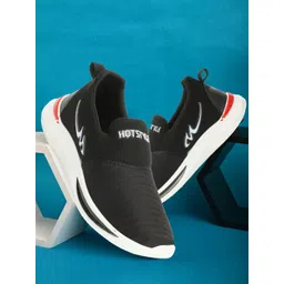HOTSTYLE Men Colourblocked Slip-On Sneakers