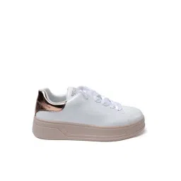 BAGATT Women's Piper Evo White Casual Sneakers