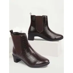 Fausto Women's Brown Chelsea Boots