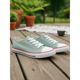 Hoversoul Women's Nova Low Summer Skyline Sneakers