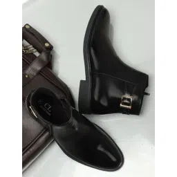 Carlton London Men's Black Boots