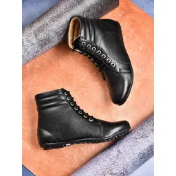 VALIOSAA Women Black Textured Regular Boots