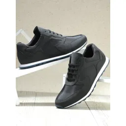 San Frissco Men's Black Casual Sneakers