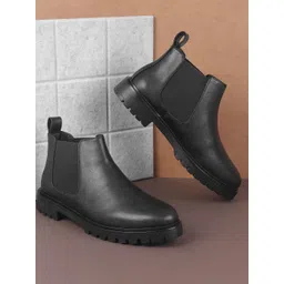 Metro Women Chelsea Boots