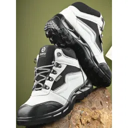 Ozarro Grey Suede Casual Shoes