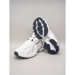 Red Tape Women Colourblocked Sneakers